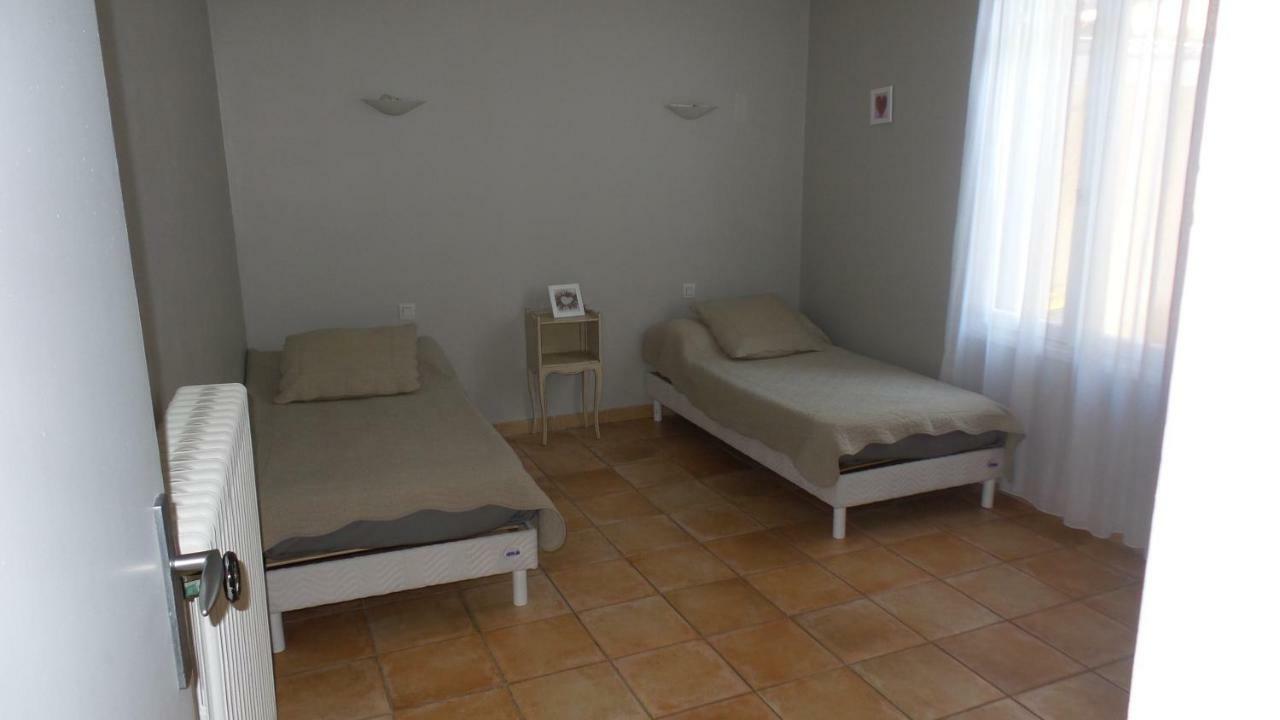Spacieux Logement Face A La Cite Medievale Carcassonne Exterior foto