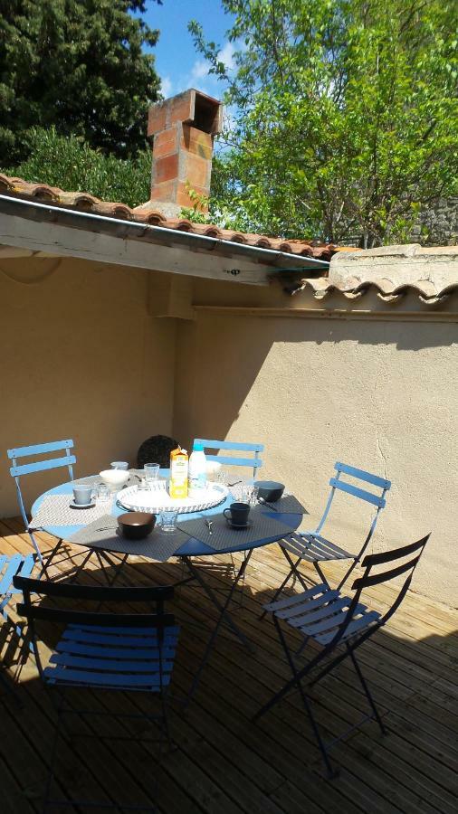 Spacieux Logement Face A La Cite Medievale Carcassonne Exterior foto